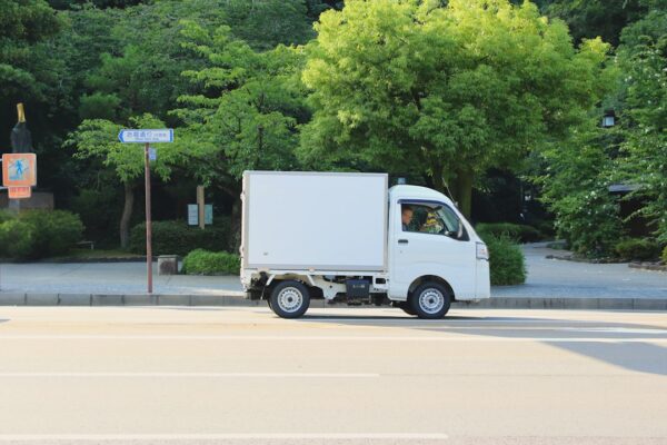 Delivering Peace of Mind: Essential Box Truck Insurance