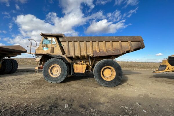 The Smart Way to Insure Your Dump Truck: A Commercial Coverage Guide