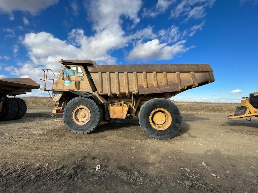 The Smart Way to Insure Your Dump Truck: A Commercial Coverage Guide