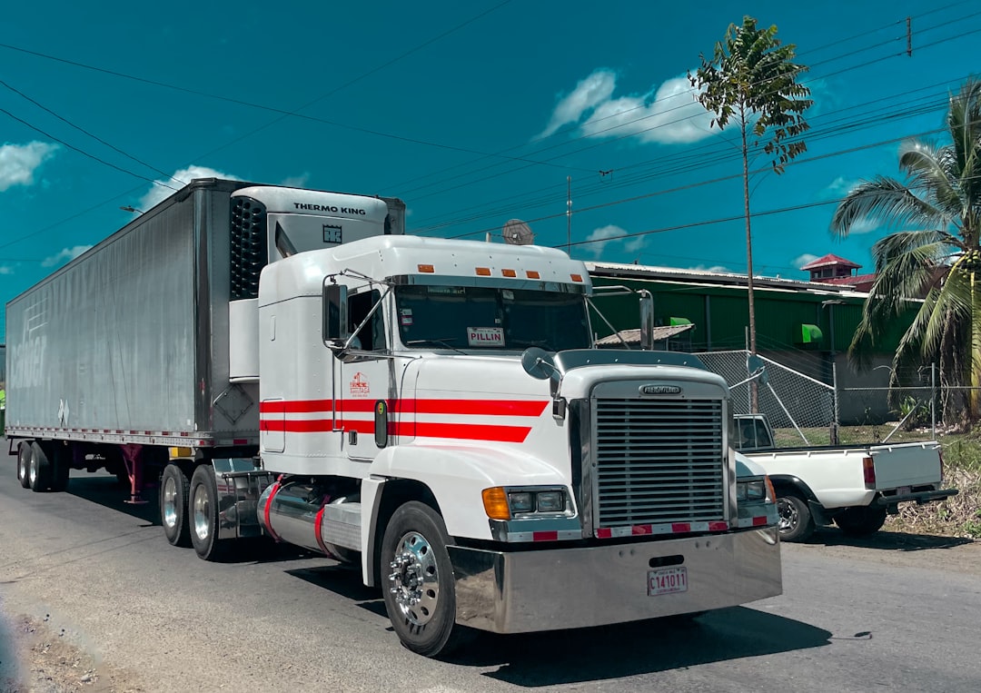 Your Road to Coverage: Affordable Commercial Truck Insurance Options